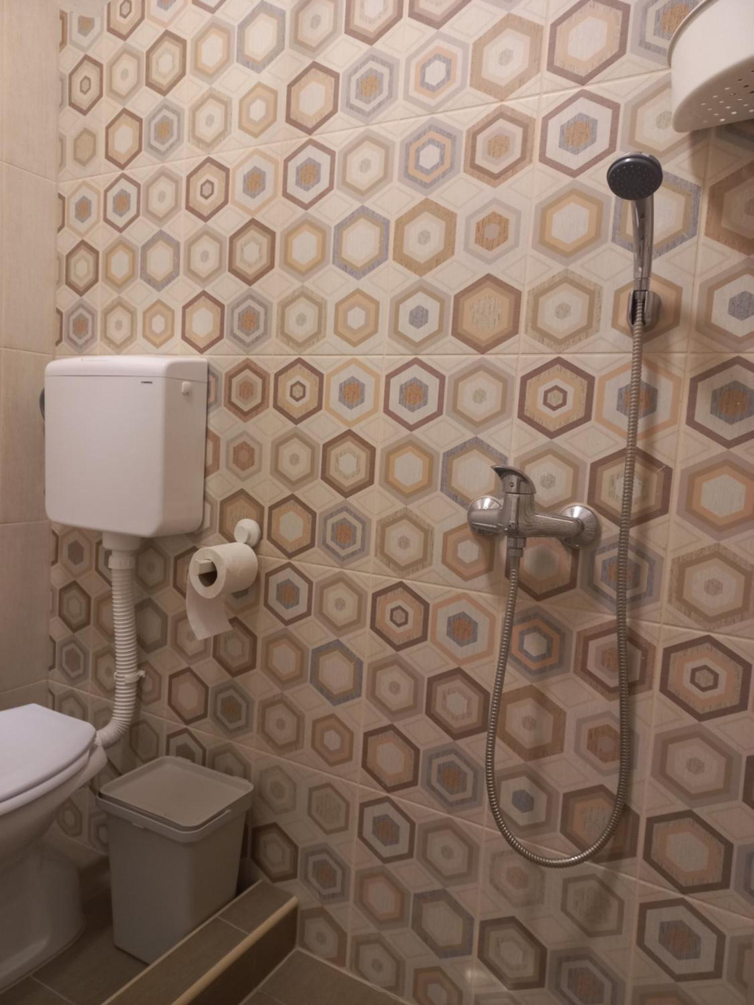 Kod Velikih Tuja Apartment Melenci Luaran gambar